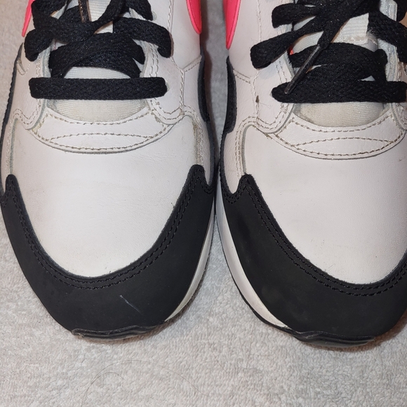 Nike Air Max ST Size 6.5Y 653819-101 White Black Hyper Pink Running Shoes - Picture 8 of 10